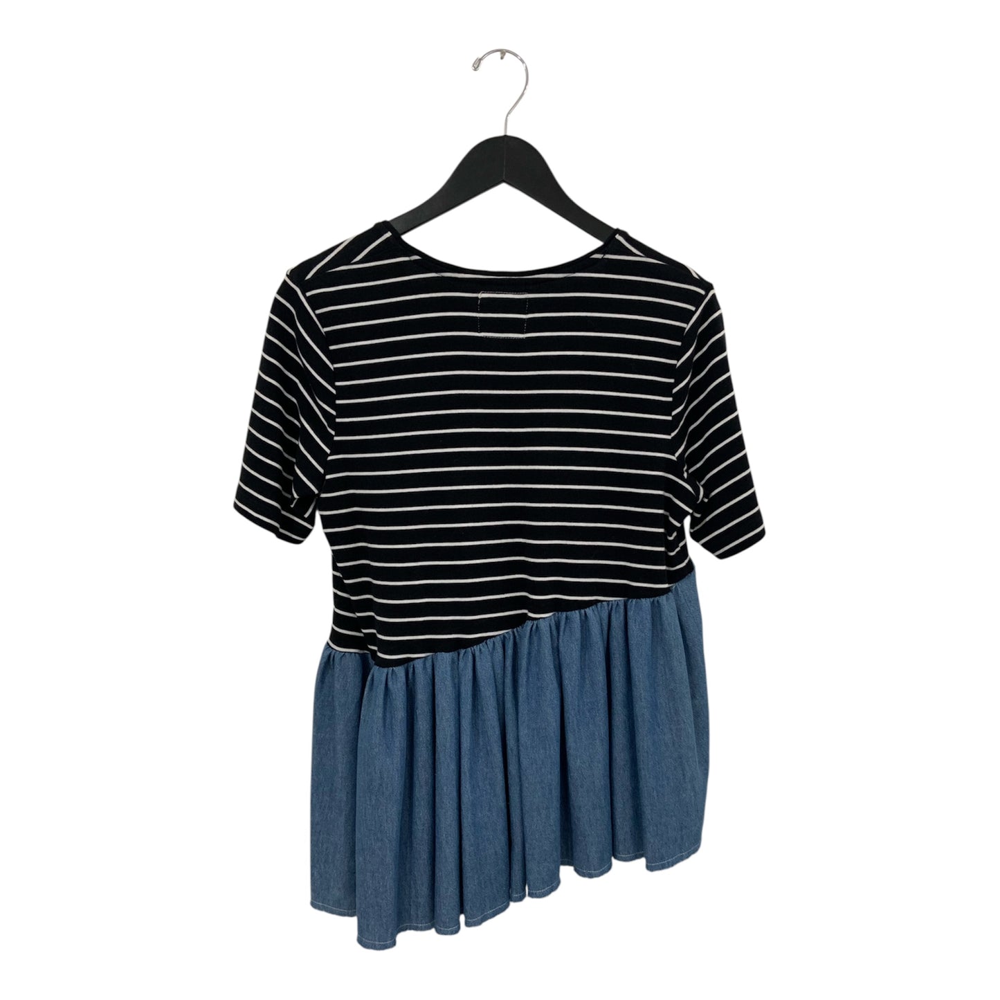 ruffle T (s)